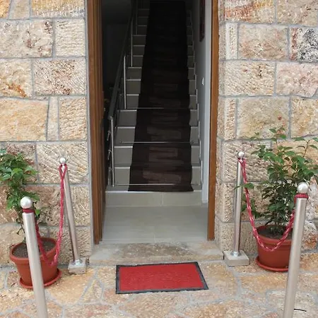 Hotel Old Bazaar Apartment *
